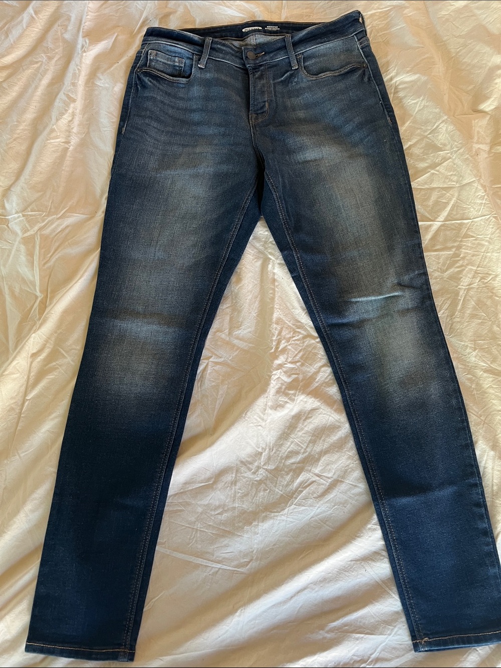 Old Navy Mid-Rise Rockstar Super Skinny Jeans Size 10